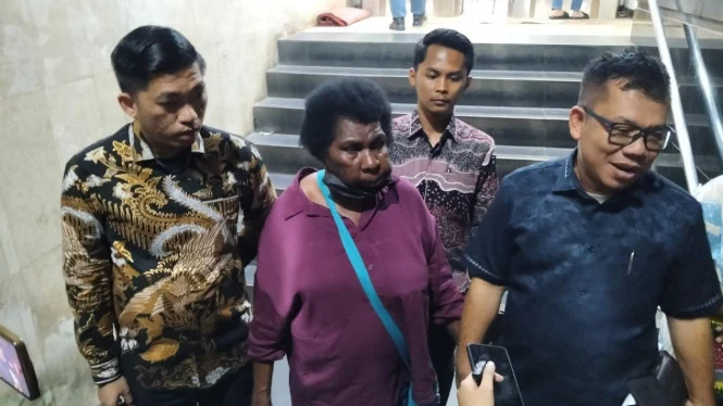 Mama Sinta Bantah Diintimidasi TNI, Datang ke Jakarta Pakai Uang Pribadi