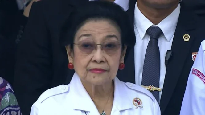 Megawati Terharu Menonton Film Pesta Babi