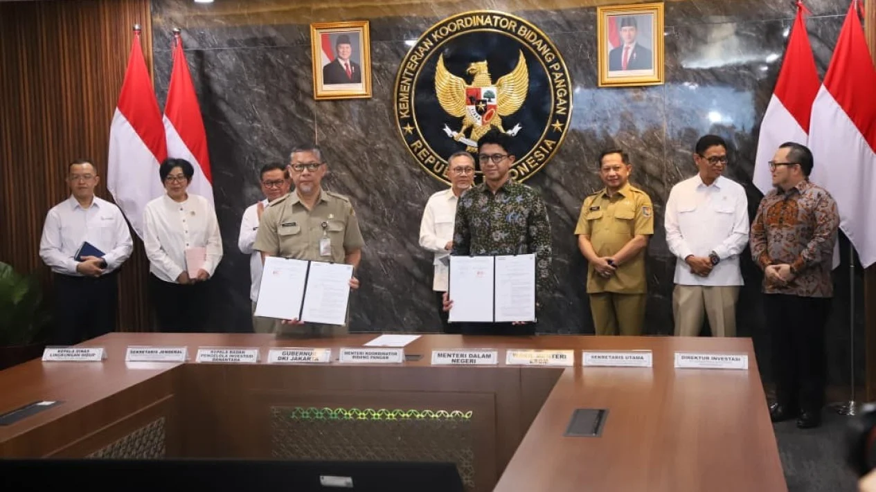 Mendagri Hadiri Penandatanganan Kerja Sama Percepatan Pembangunan PSEL Pemprov DKI Jakarta