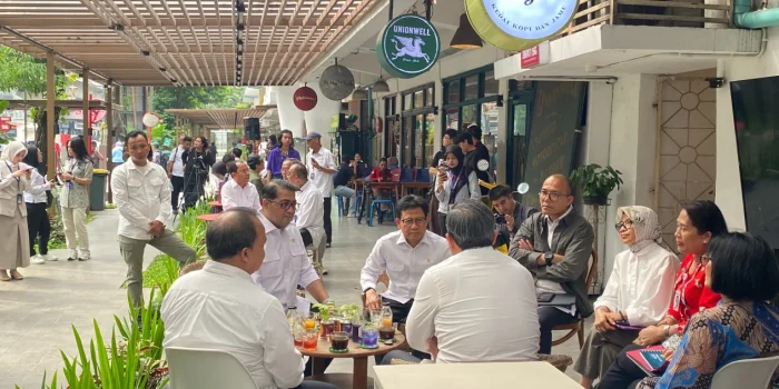 Menko PM, Menteri UMKM, dan Menteri Ekraf Rapat Bersama di M Bloc Space