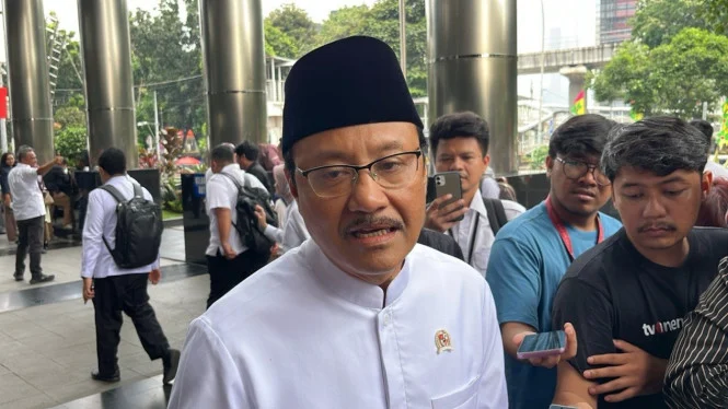 Mensos Gus Ipul Copot Dua Pejabat Terkait Pengadaan Sekolah Rakyat