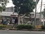 Pagi Hari, Jalan I Gusti Ngurah Rai Klender Lumpuh Akibat Tawuran