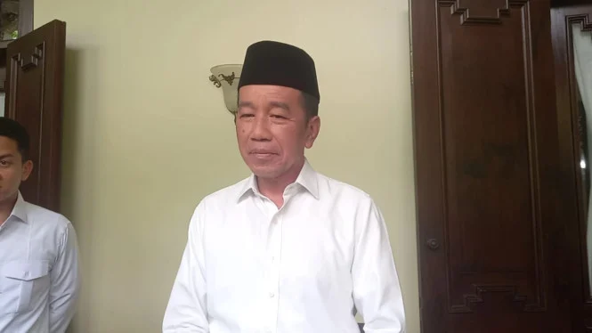 PDIP Menyoroti Rencana Safari Politik Jokowi, Ingatkan PSI untuk Tunjukkan Ijazah Asli
