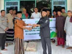 Pegadaian Beri Bantuan Masjid di Ambalawi Saat Hari Buruh