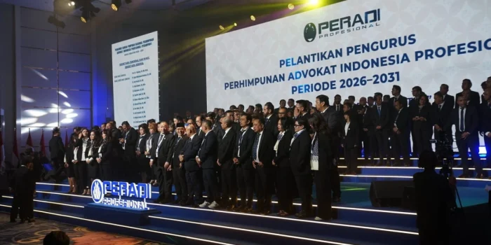 Pelantikan Peradi Profesional Dihadiri Pejabat dan Aparat Penegak Hukum