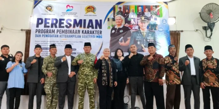 Pelatihan Bahasa Inggris dan Media Sosial untuk Anak-anak di Kediri