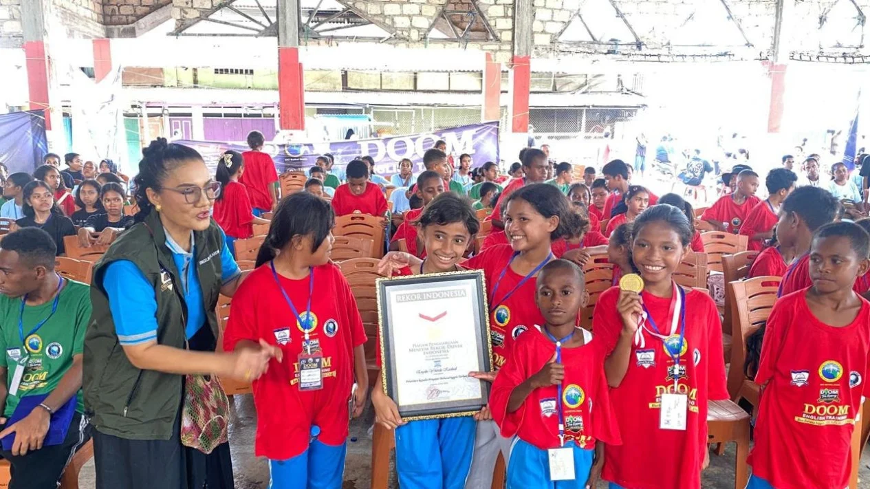 Pelatihan Bahasa Inggris Terbanyak Cetak Rekor MURI