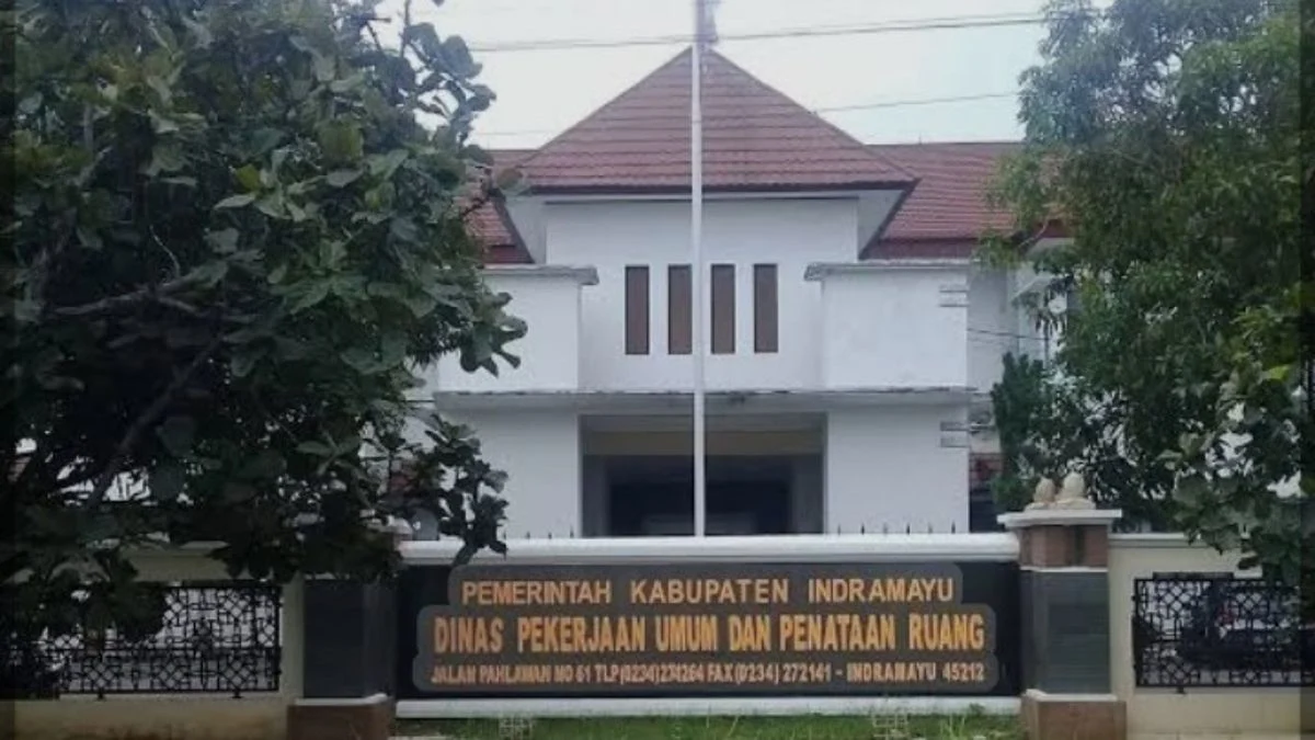 Pemkab Indramayu dan DPUPR Siap Rekonstruksi 4 Ruas Jalan Rusak Menjadi Beton