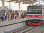 Perjalanan KRL Terganggu Akibat Sambaran Petir di Jalur Green Line