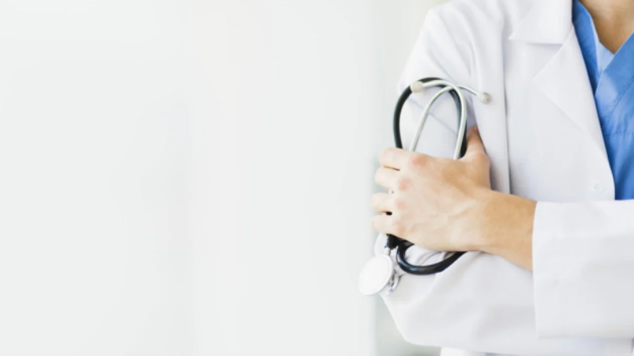Perkiraan Gaji Dokter di Indonesia: Dari Internship hingga Spesialis