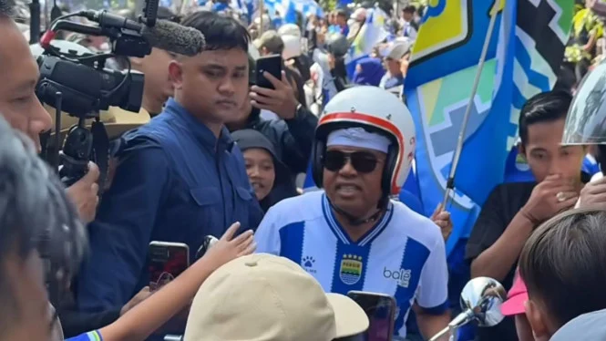 Persib Juara Hattrick, Dedi Mulyadi Posting Lagu 'Kalah Cacing Menang Naga