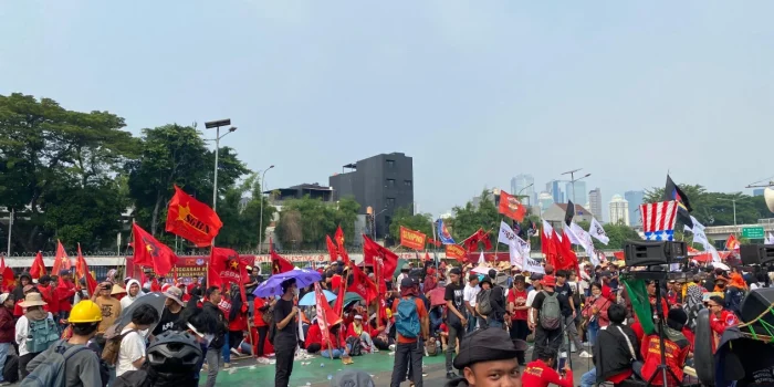 Polisi Tegas Hadapi Perusuh di Perayaan May Day dan Aksi di Gedung DPR