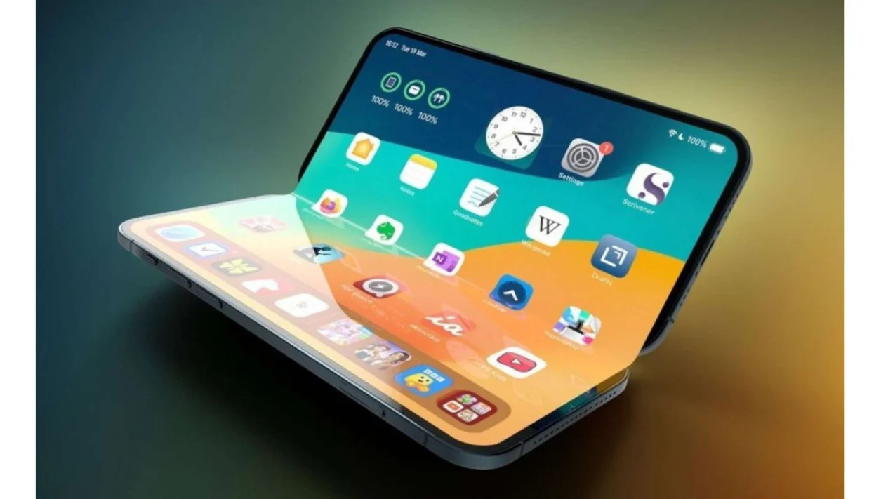 Ponsel Lipat Apple Akan Rilis, Bukan Bernama iPhone Fold