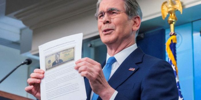 Potensi Wajah Donald Trump di Uang Kertas 250 Dolar Baru