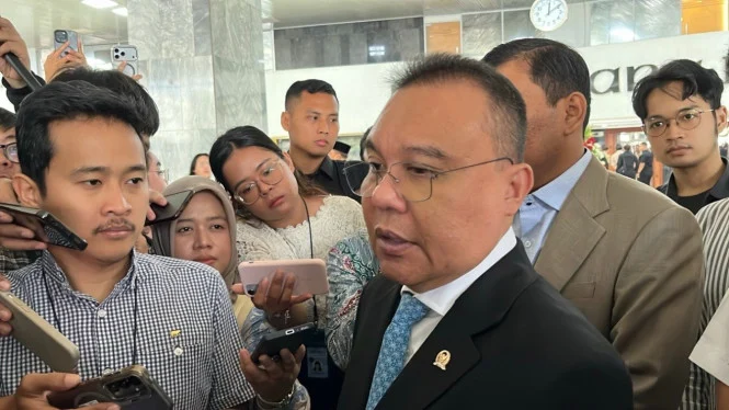 Prabowo Jadi Presiden Pertama Paparkan KEM PPKF di DPR