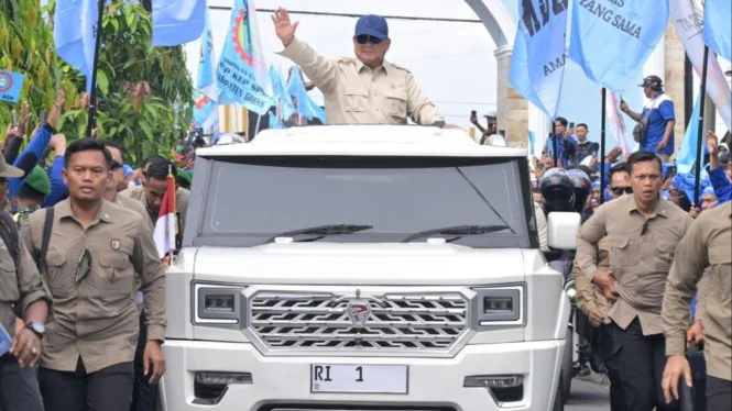 Presiden Minta Desain Mobil Istimewa dengan Jendela dan Kursi