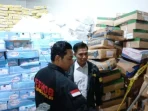 Pria Disandera di Lantai 2 Showroom Motor, Dua Pelaku Ditangkap