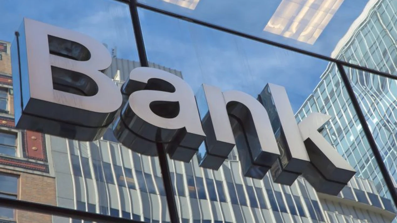 Raksasa Perbankan Ini Akan PHK 3.000 Karyawan untuk Menghindari Akuisisi Asing