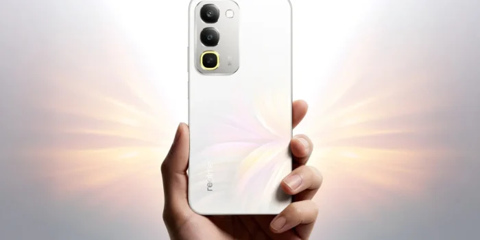 Realme C100: Bebas Genggam