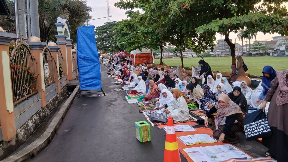 Ribuan Jamaah Padati Masjid Alfurqon Haurgeulis, Idul Adha Khidmat