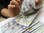 Rupiah Bertahan di Rp 17.500, Dolar AS Dijual Bank Rp 17.600