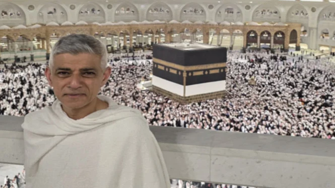 Sadiq Khan Berharap Jutaan Jemaah Haji Mabrur
