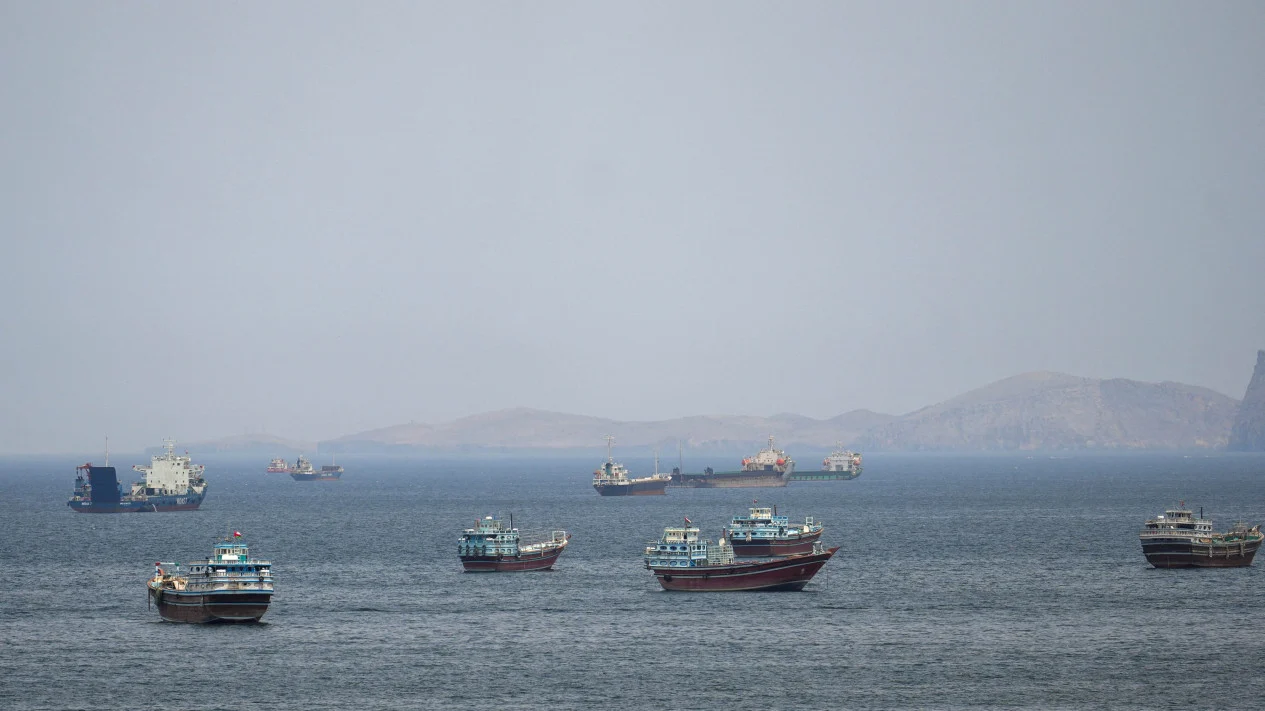Satu Bulan: Iran Beri AS Tenggat Akhiri Blokade Selat Hormuz