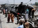 Serangan Bom Bunuh Diri di Kereta Tentara Pakistan Tewaskan 24 Orang