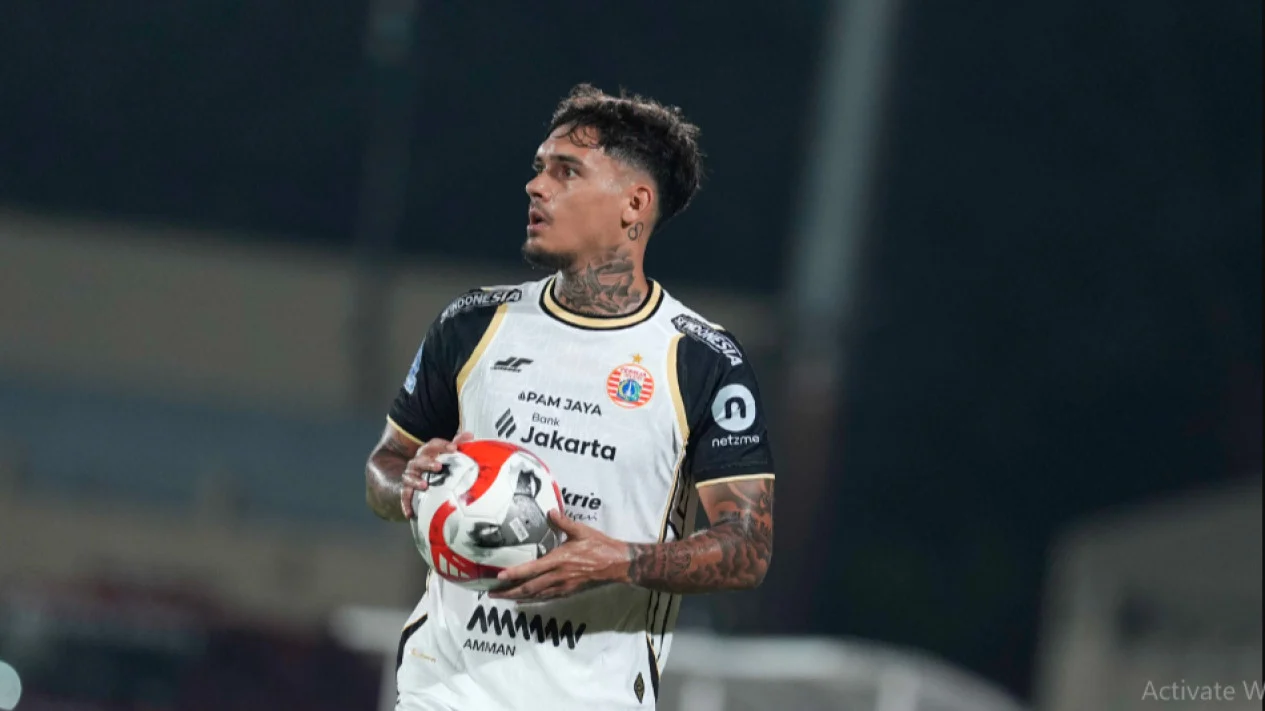 Shayne Pattynama Ungkap Rivalitas Persija vs Persib: Ambisi Besar Raih Tiga Poin