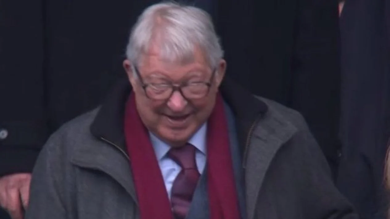 Sir Alex Ferguson Dilarikan ke Rumah Sakit Pasca Kemenangan MU atas Liverpool