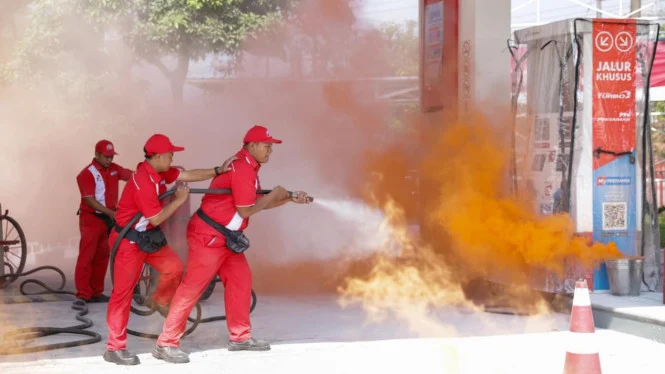SPBU Pertamina: Bahaya & Kesiapsiagaan Pekerja Tingkatkan Keamanan
