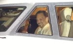 Sultan Brunei Jadi Pilot Pesawat Pribadi ke KTT ASEAN di Filipina