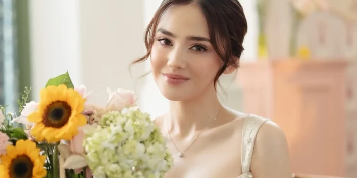 Syifa Hadju Jelaskan Alasan Penggunaan "Rumi" di Nama Belakangnya