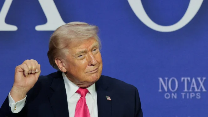 Trump Akui Pasok Senjata ke Oposisi Iran untuk Picu Kerusuhan