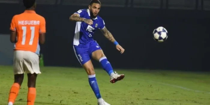4 Pemain Dunia Gantikan Kurzawa di Persib: Eks Barca & Legenda Madrid