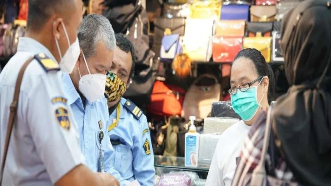 Ancaman Barang Palsu China Terhadap Perdagangan Dunia