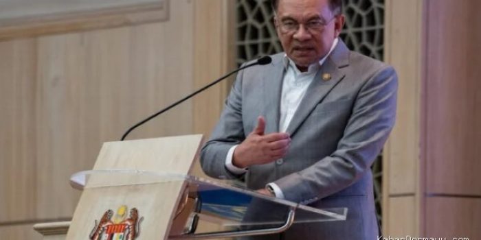Anwar Ibrahim Singgung Bung Hatta dalam Diskusi Koperasi