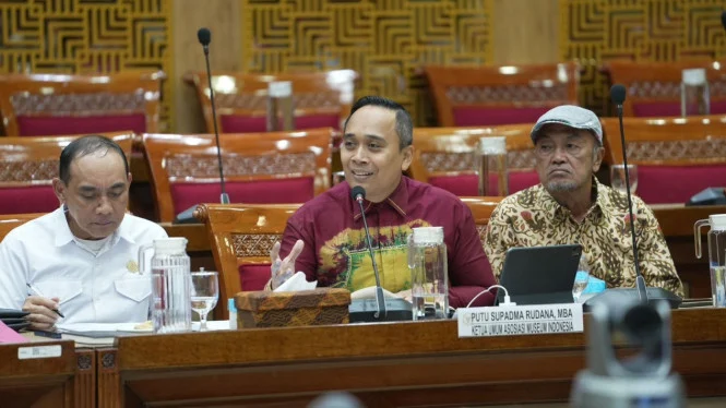 Budaya sebagai Solusi Krisis Identitas Bangsa