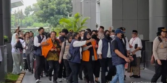 Detik-detik Dokter Tifa Ditangkap Saat Akan Ujian S3, Mobilnya Diapit Empat Kendaraan Polisi