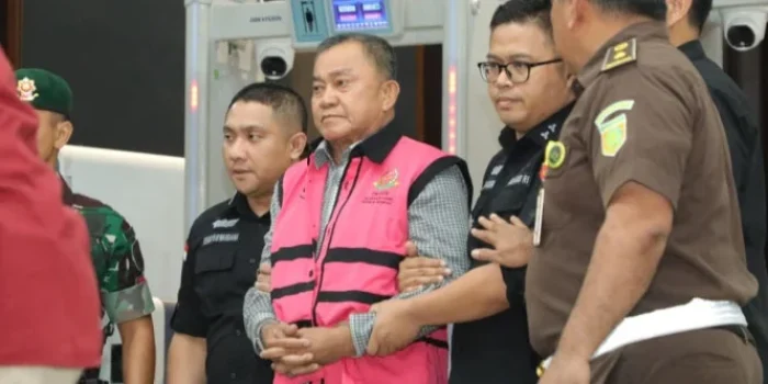 Eks Wakil BGN Lodewyk Pusung Tersangka Korupsi, Harta Rp60,5 Miliar Terungkap.