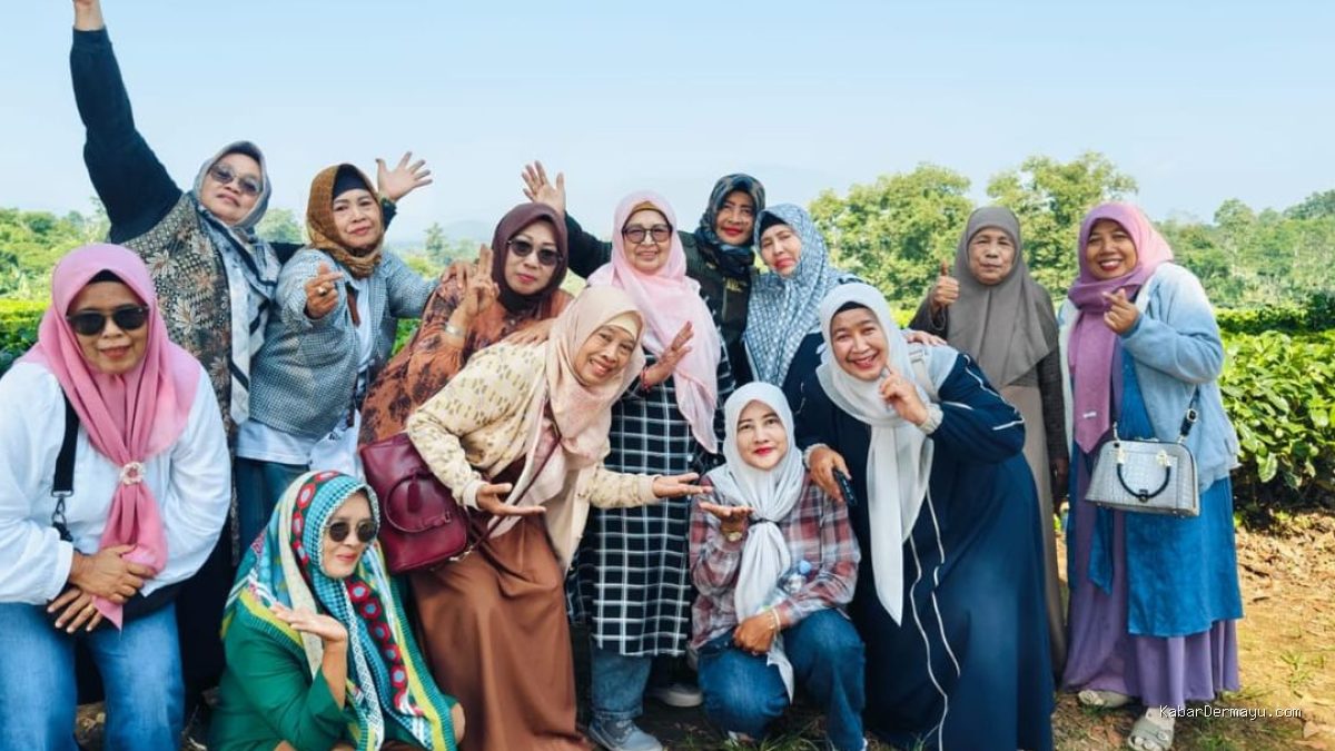 Haurgeulis ke Lembang: Ibu-Ibu Hebring di Cikole Bandung Jalin Silaturahmi