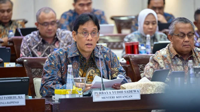 Inflasi Minim: Angkutan Barang Tak Pakai Pertamax, Purbaya Yakin