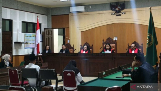 Jaksa Tuntut Dua Terdakwa Korupsi Sarung dan Mukena Satu Tahun Penjara