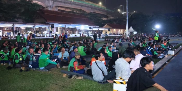 Jenderal Polisi Menonton Piala Dunia 2026 Bersama Warga