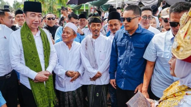 Jokowi: Saya Masih Orang Kampung di Hadapan Ribuan Santri