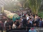 KH Adib Rofiuddin Izza, Pengasuh Buntet Cirebon, Berpulang