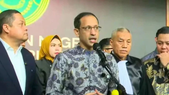 Klaim Nadiem: Chromebook Hemat Rp3,9 Triliun, Ironi Kasus 27 Tahun Penjara