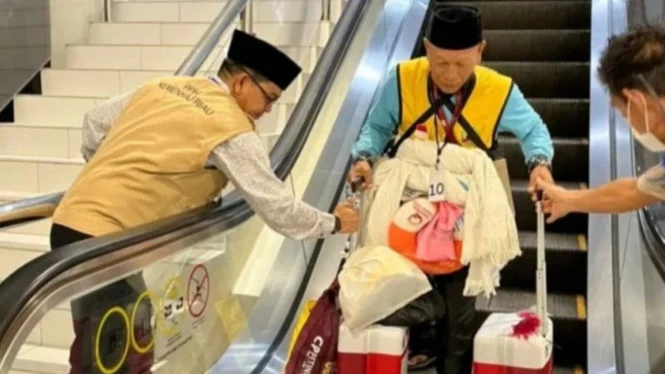 Kloter Perdana Jamaah Haji Riau Mendarat di Indonesia, 443 Jamaah Tiba Selamat dari Jeddah