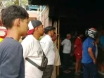 Kobaran Api Losarang: Tetangga Dobrak Pintu Selamatkan Pemilik Rumah