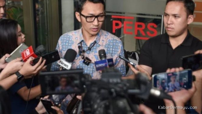 KPK Minta Bupati dan Sekda Kuansing Menyerahkan Diri untuk Pemeriksaan